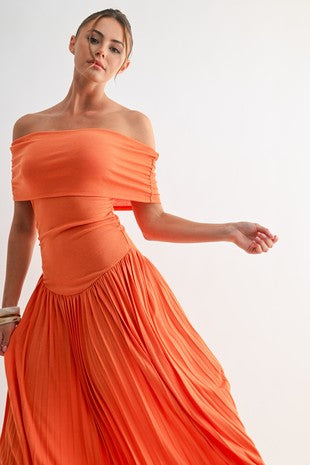 Orange Soleil Pleated Maxi Dress – Sofi Stella Women's & Children's Boutique Orange Soleil Pleated Maxi Dress – Sofi Stella Women's & Children's Boutique