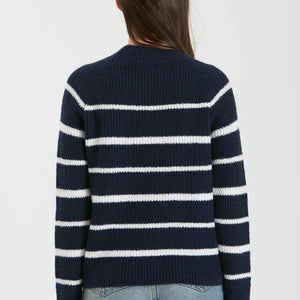 NAVY STRIPE KNIT PULLOVER SWEATER