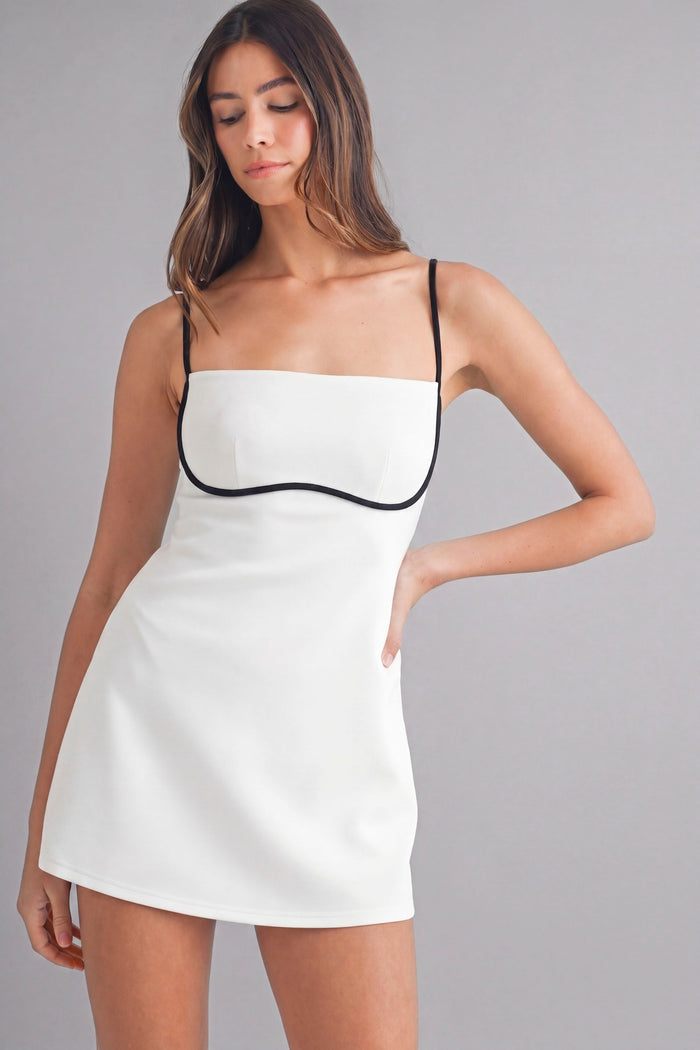White Contrast Binding A-line Dress With Shorts Inside