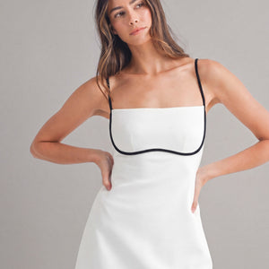 White Contrast Binding A-line Dress With Shorts Inside