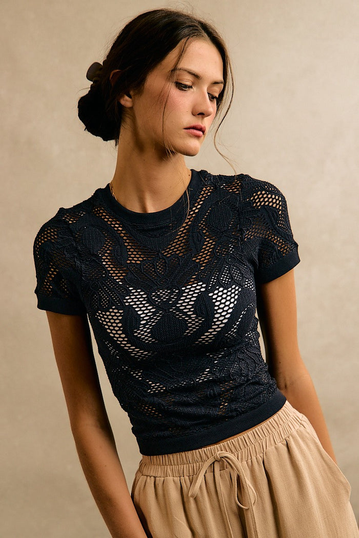 Black Floral Perforated Seamless Active Short Sleeve Top