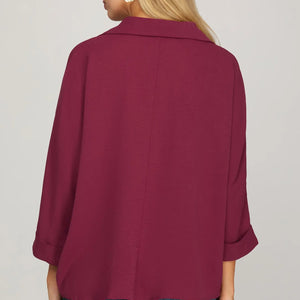 WINE 3/4 SLEEVE COLLARED WOVEN TOP