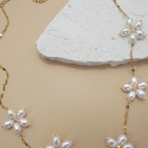 18k Stainless Steel Tarnish Pearl Flower Necklace