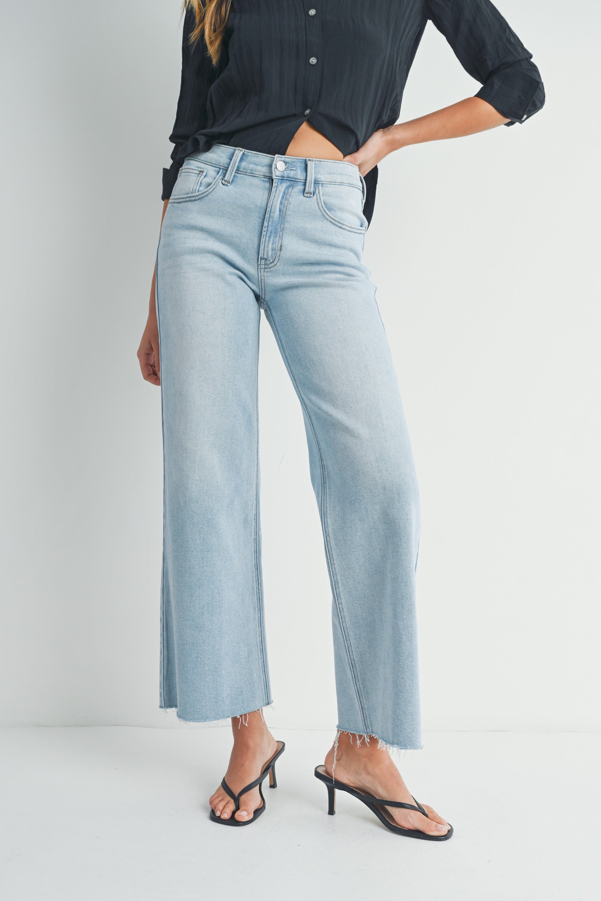 Women's Blue High Waisted Relaxed Wide Leg Denim Jeans