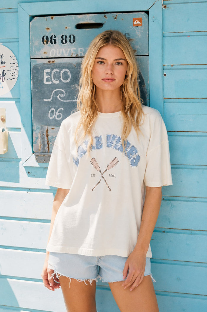 Lake Vibes Short Sleeve Knit Graphic T-shirt