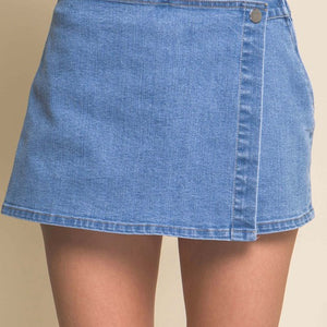 LIGHT DENIM SKORT