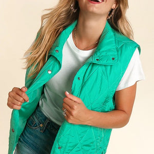 Mint snap button round hem quilted puffer vest