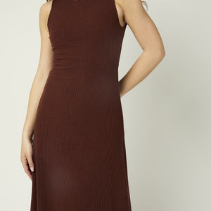 Brown sleeveless midi dress w cutout