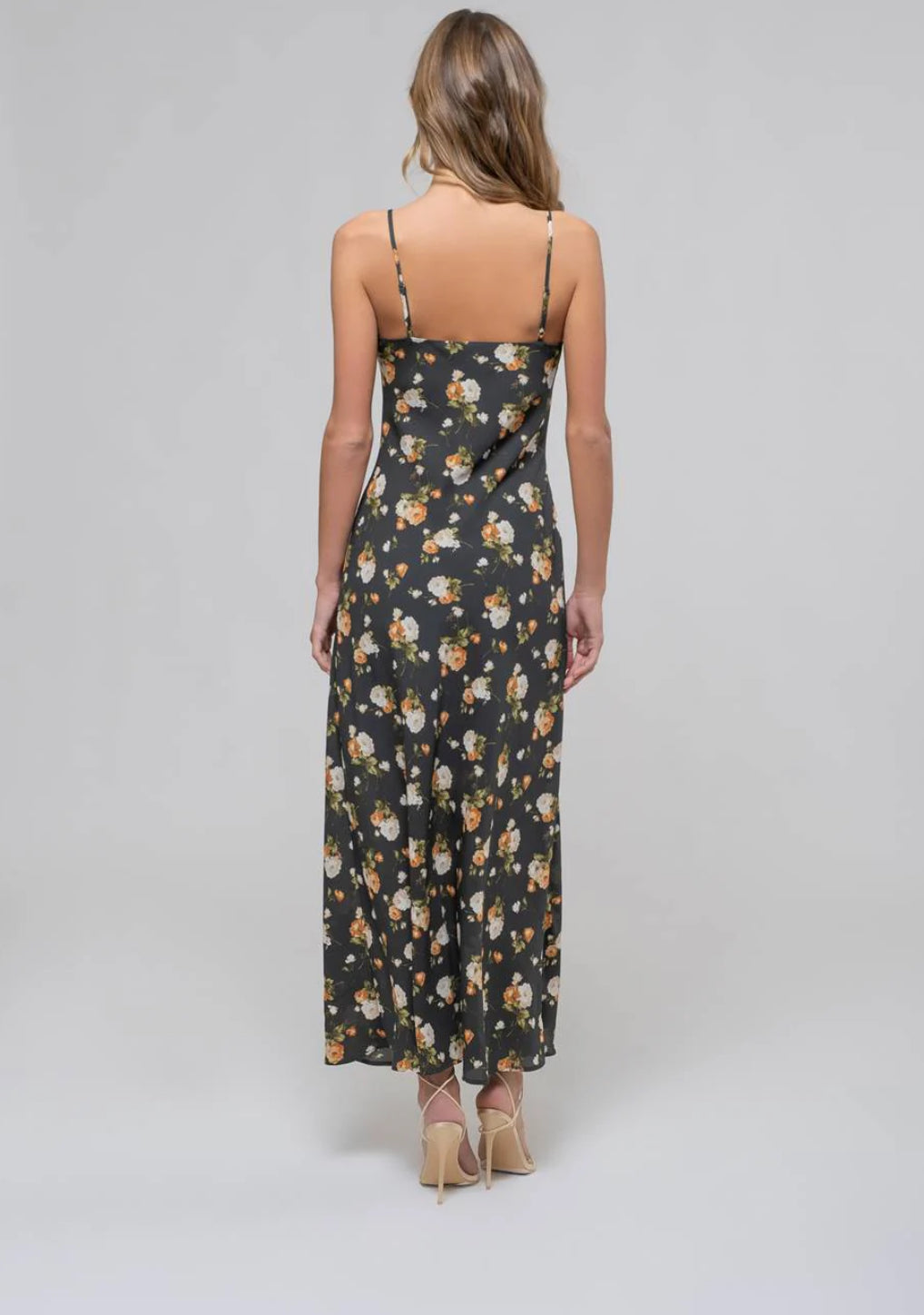 HUNTER GREEN FLORAL SWEETHEART NECK CAMI MIDI DRESS Sofi Stella Women's & Children's Boutique HUNTER GREEN FLORAL SWEETHEART NECK CAMI MIDI DRESS Sofi Stella Women's & Children's Boutique