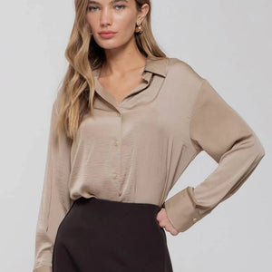 3 COLORS, TEXTURED SATIN LONG SLEEVE BUTTON DOWN SHIRT