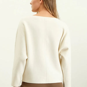 CREAM SOLID BOAT NECK FRONT SEAM KNIT SWEATER