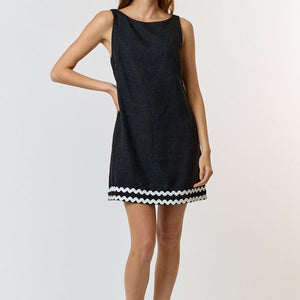 SCALLOPED BOAT NECK BOUCLE DRESS