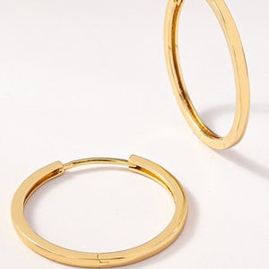 THIN HOOP EARRING (GOLD OR SILVER)