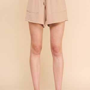 Latte tie shorts