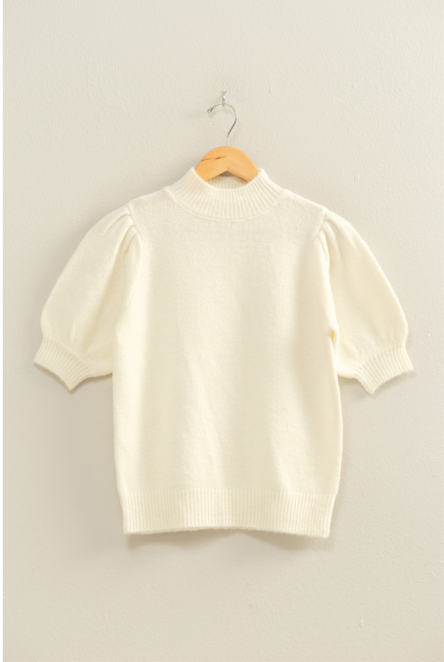 Cream short sleeve knit sweater