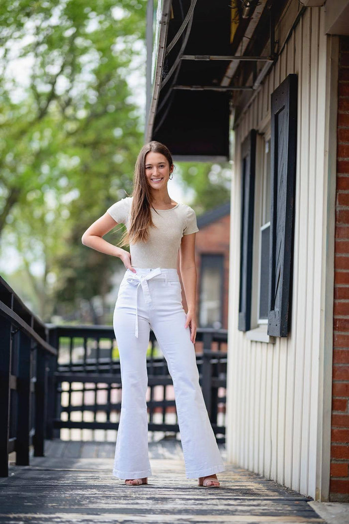 WHITE FLARE JEANS