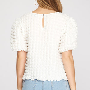 OFF WHITE SHORT SLEEVE BUBBLE TEXTURED KNIT TOP